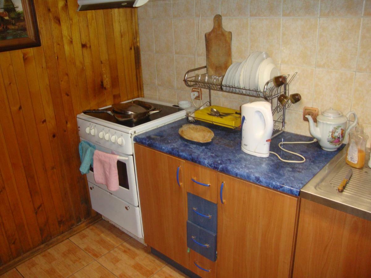 Domik S Saunoy Na Ogiyenko Apartment Kamianets-Podilskyi Exterior photo